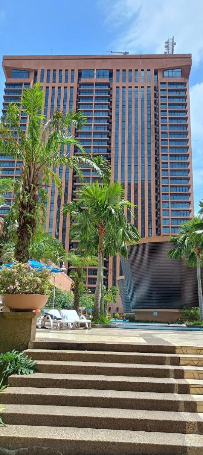 كوالالمبور Plaza Apartment At Berjaya Times Square Kl المظهر الخارجي الصورة